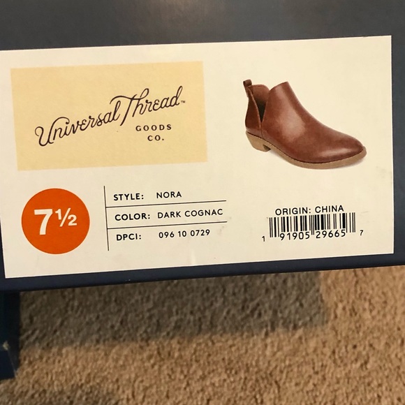 NWOT Universal Thread Women's Nora Cut Out Ankle Bootie Dark Cognac brown - Picture 6 of 6